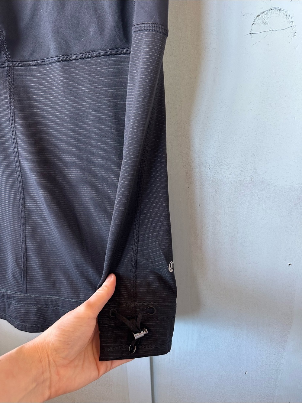 lululemon athletica Black Scoop Neck Tank Top - Picture 9 of 11